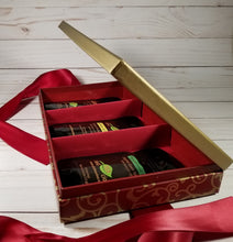 Load image into Gallery viewer, Loose Leaf Tea Gift Set - Elegant Red - Side View